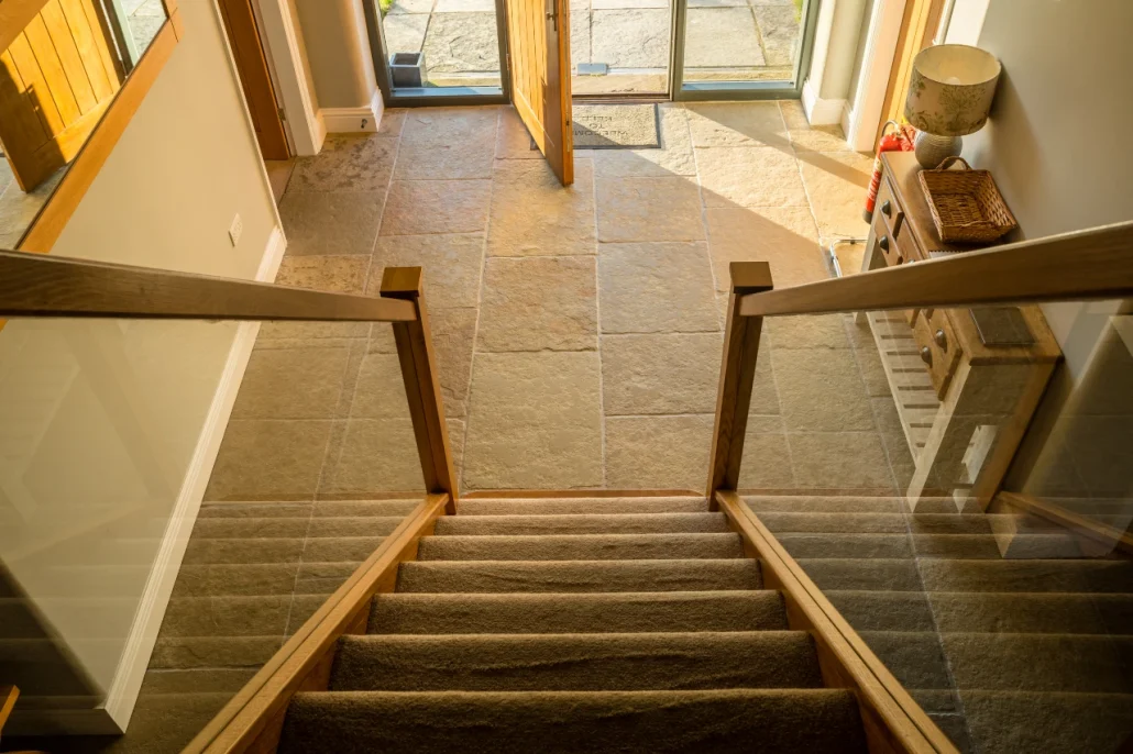 Keld Hallway