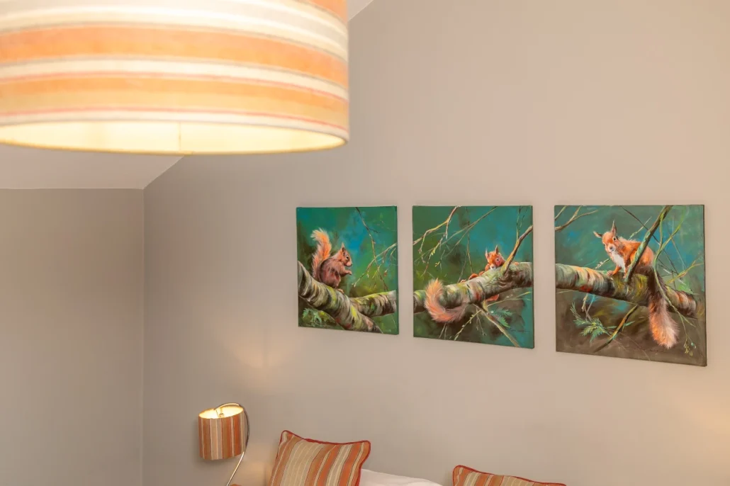 Keld Barn Bed 1 - Red Squirrel Painting