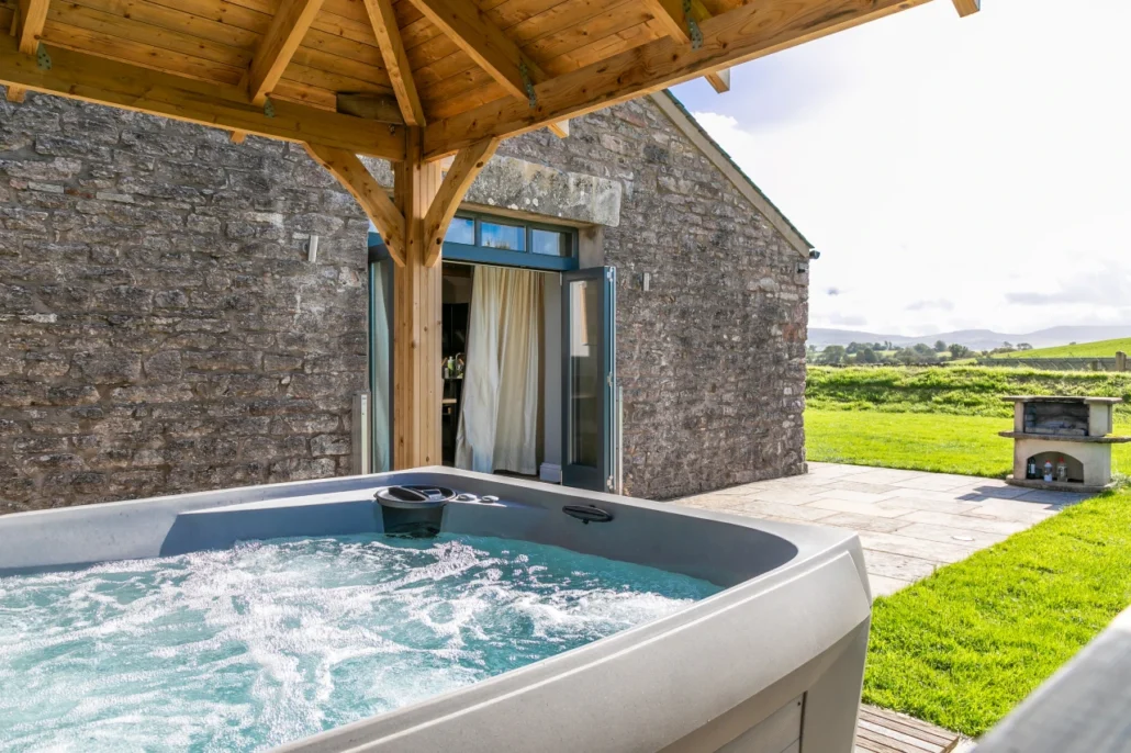 Keld Barn Hot Tub